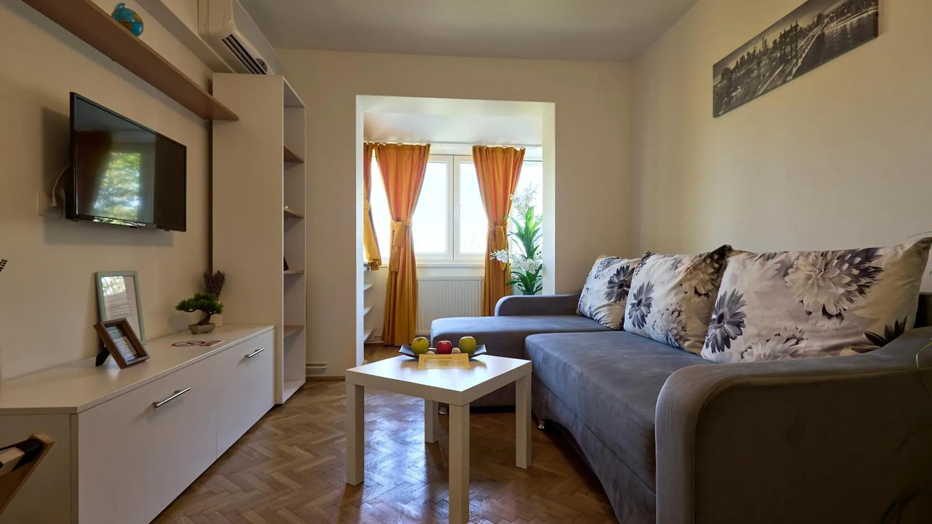 11 Baneasa Airport Apartament Bucureşti România