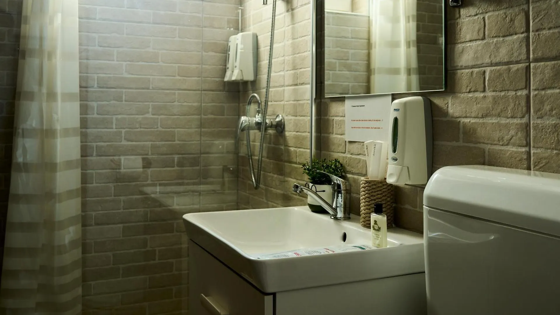 11 Baneasa Airport Apartament Bucureşti